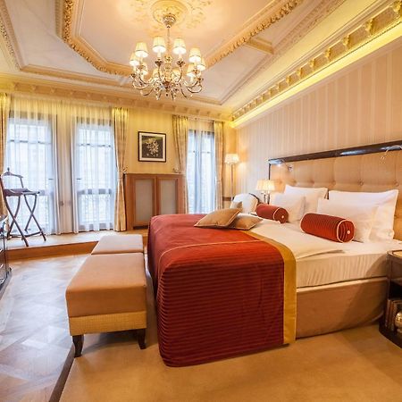 Quisisana Palace 카를로비바리 외부 사진